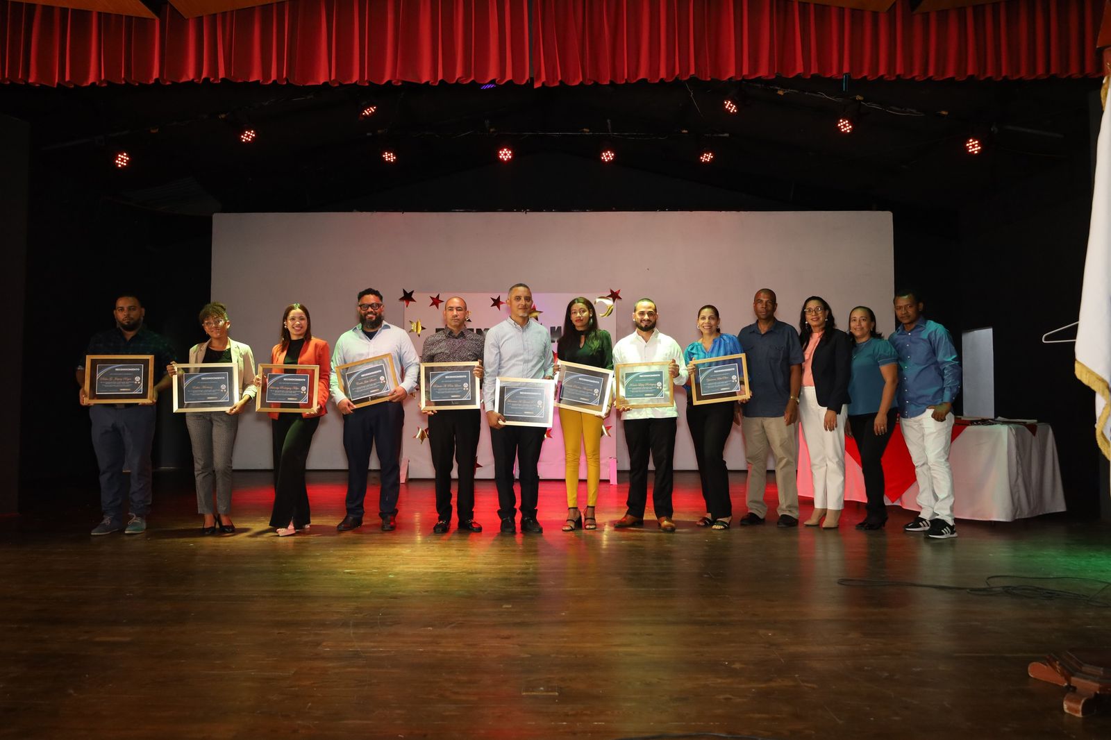 Premiación del mérito estudiantil 2023-2024, foto 5
